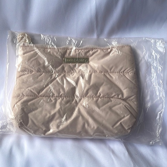 Rare Beauty Bundle - Picture 4 of 5